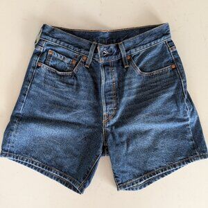 Levi's 501 Mid-Thigh Shorts - Size 28 - Medium Wash